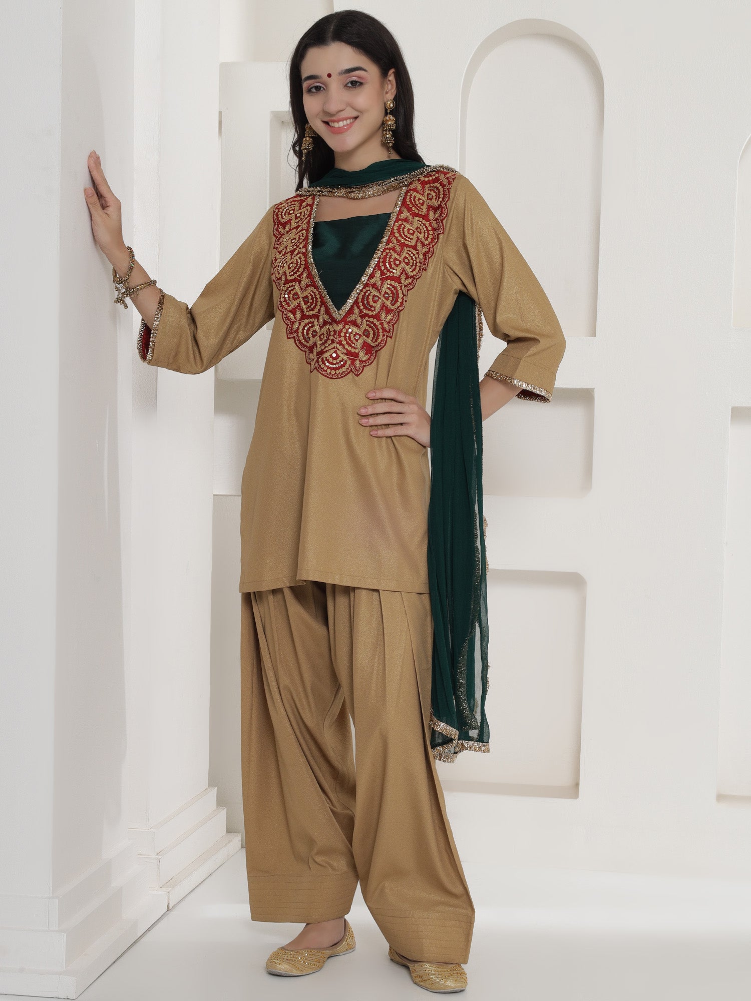 Sunehri Ada Farshi Salwaar Suit Set-WRS-12