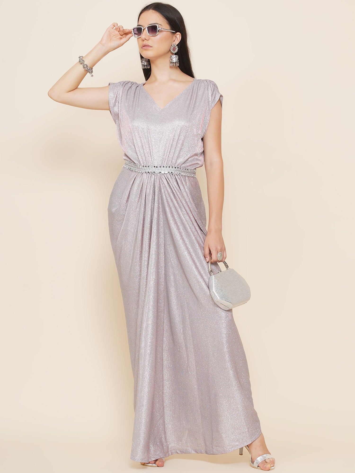 Dresses Guide: Top Tips on Picking Trendy Evening Gowns - JJ's House